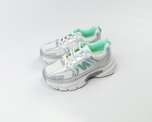 كوتشي بناتي رياضي "NEW BALANCE"